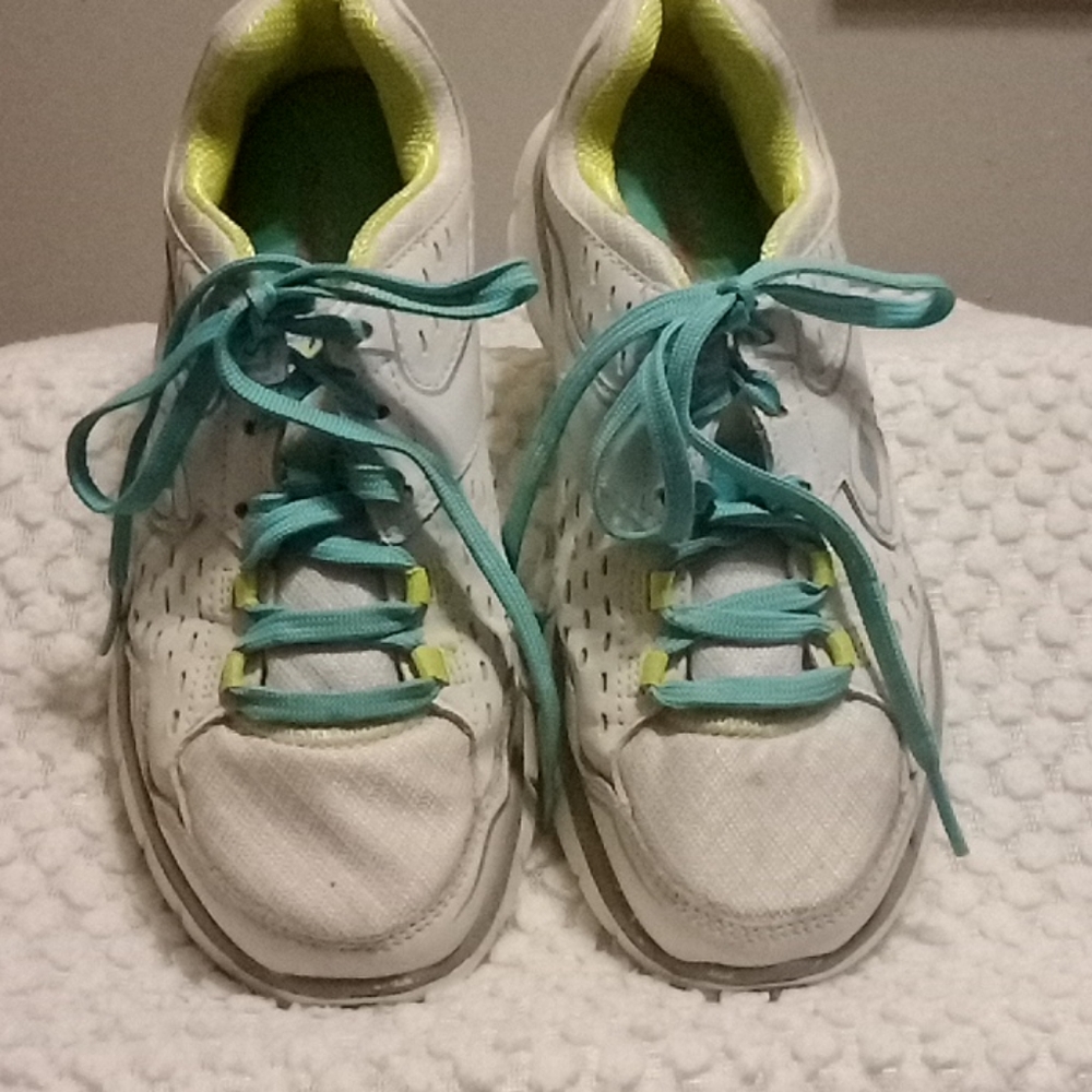 Women's sneakers